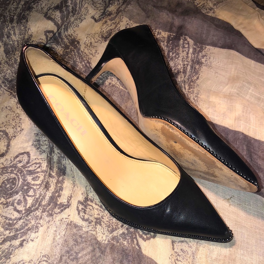 Coach heels with bead chain trim